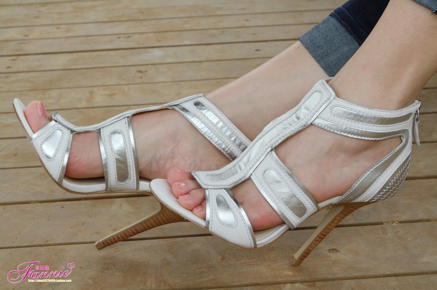 图片[40]-Fannie芬妮每足园 No.138 高跟裸足特写2 [56P] – 速更版-美库