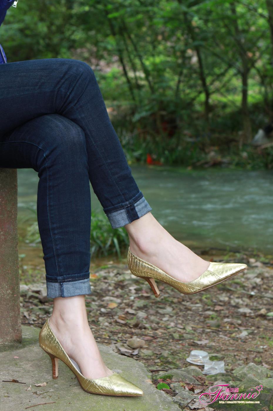 图片[35]-Fannie芬妮每足园 No.139 高跟裸足特写3 [39P] – 速更版-美库