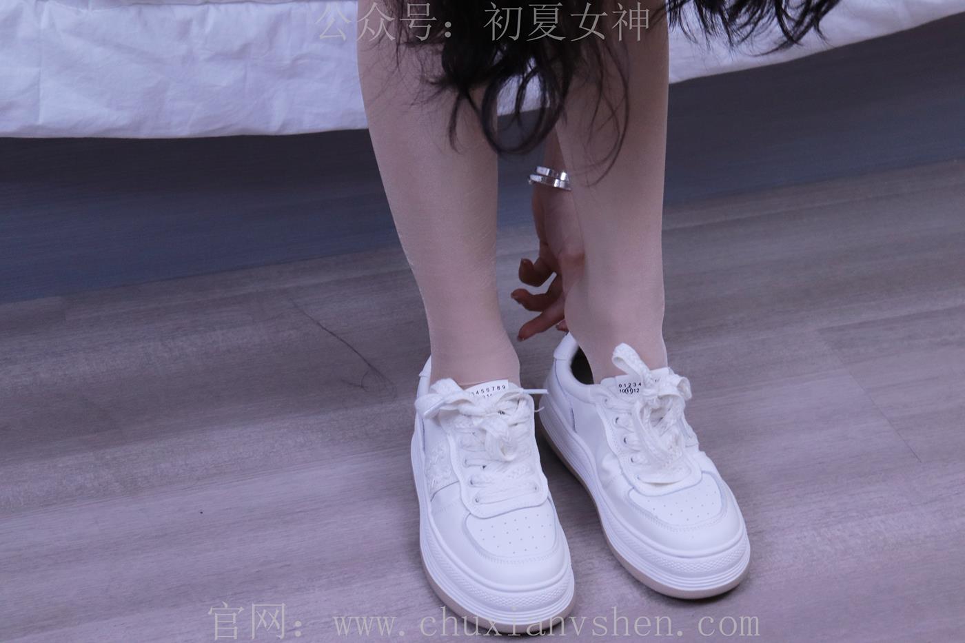 图片[64]-初夏女神 雪糕 浅蓝色JK裙搭配小白鞋[135P] – 速更版-美库