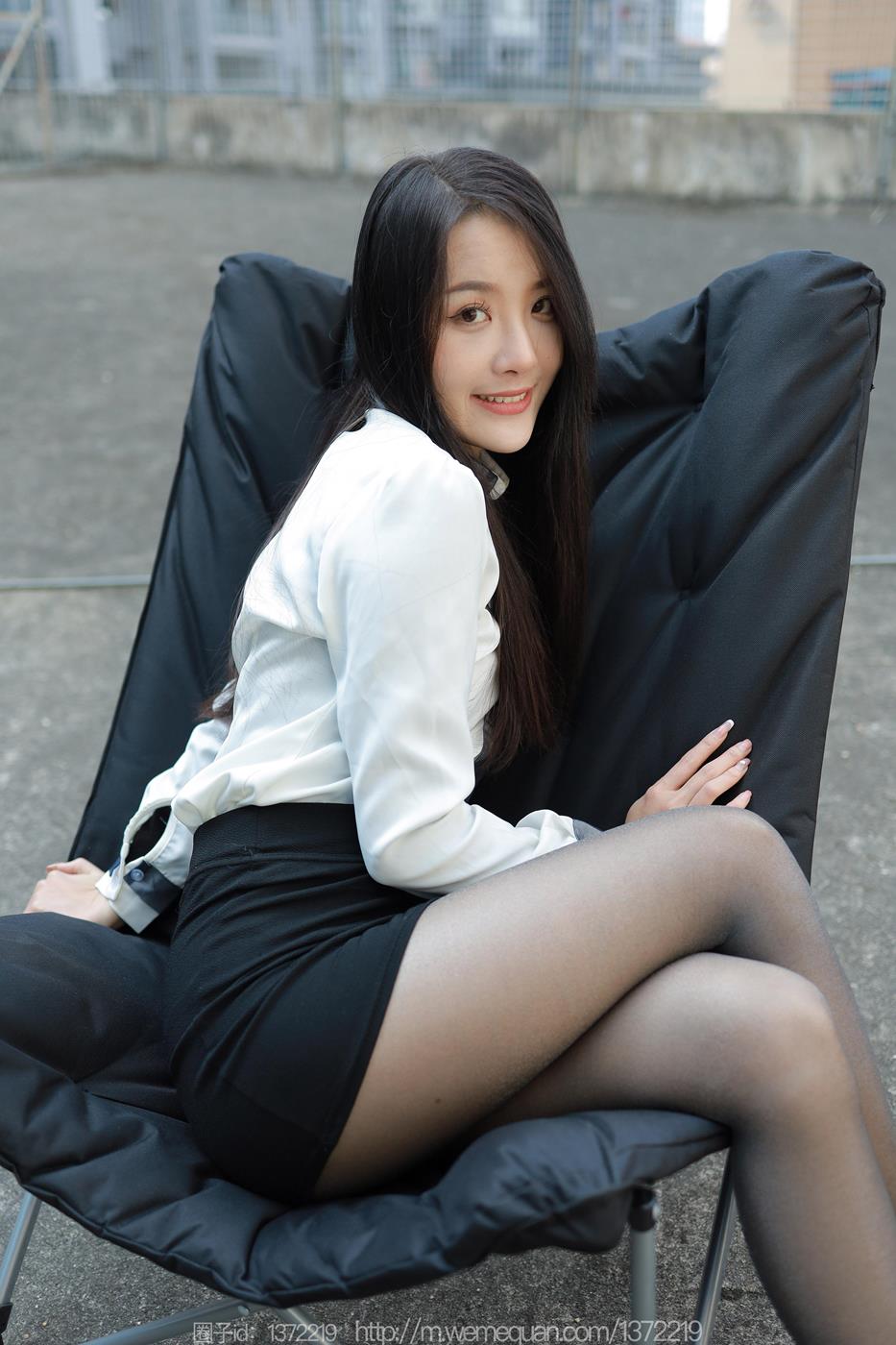 图片[24]-[IESS异思趣向] 2023.02.11 丝享家1358：婉萍《户外OL》[88P] – 速更版-美库