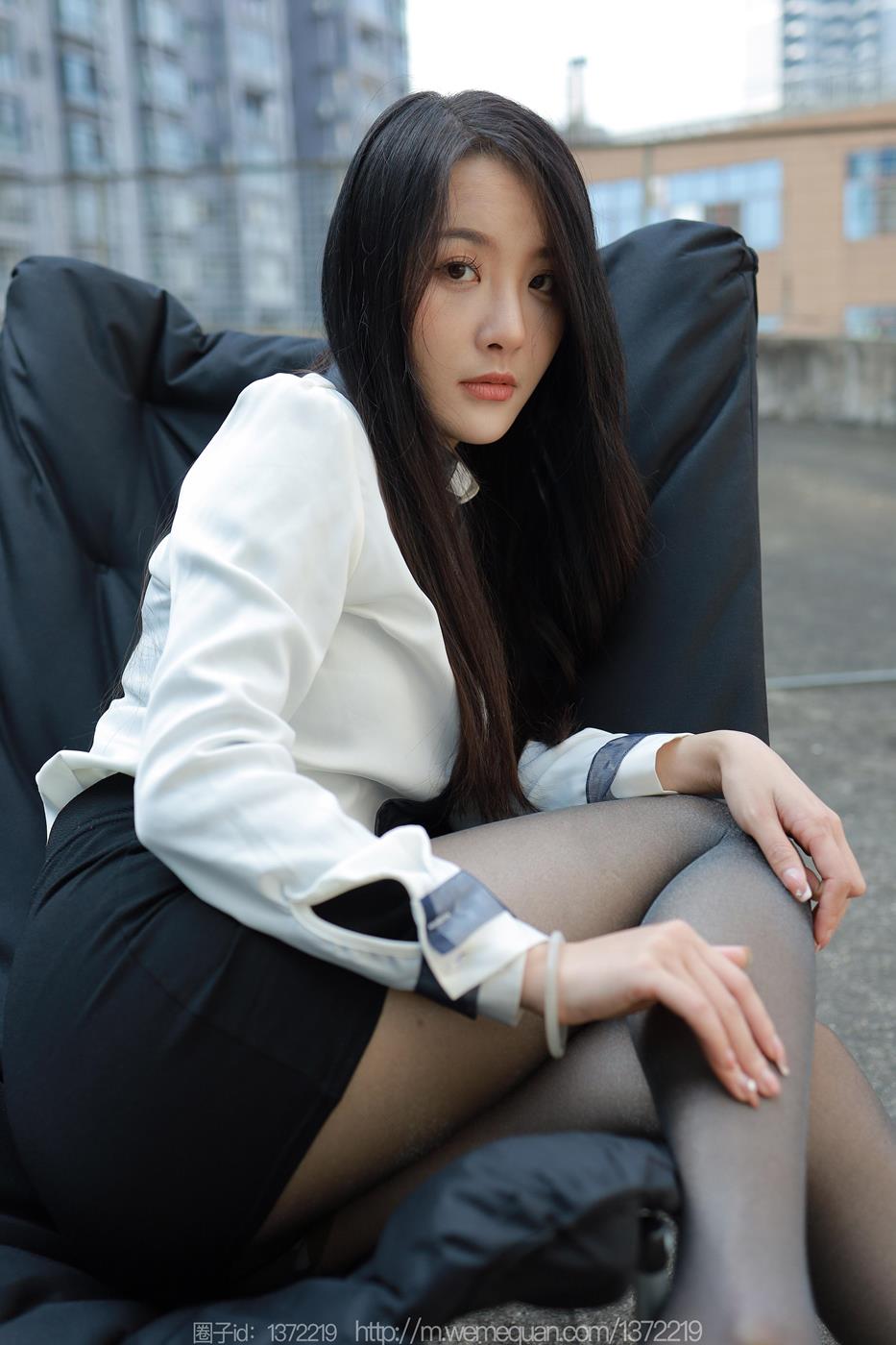 图片[44]-[IESS异思趣向] 2023.02.11 丝享家1358：婉萍《户外OL》[88P] – 速更版-美库