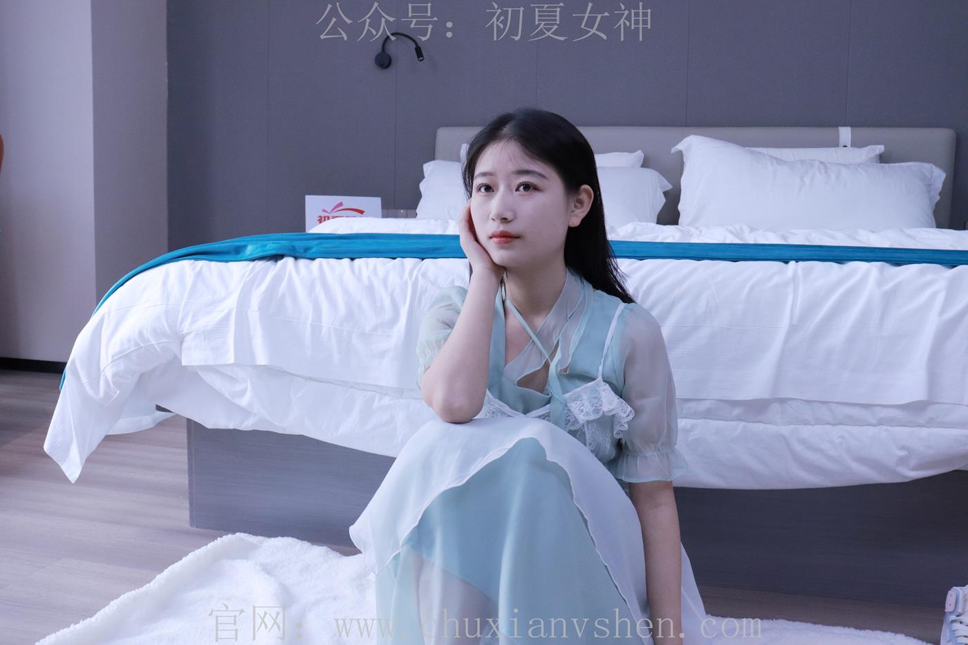 图片[12]-初夏女神 念念 绿野仙踪M码连衣裙搭回力球鞋[120P] – 速更版-美库