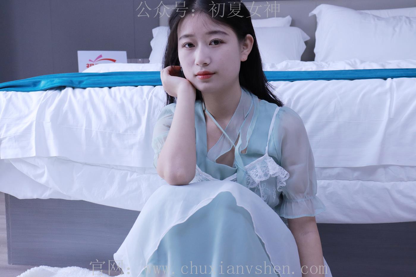 图片[13]-初夏女神 念念 绿野仙踪M码连衣裙搭回力球鞋[120P] – 速更版-美库