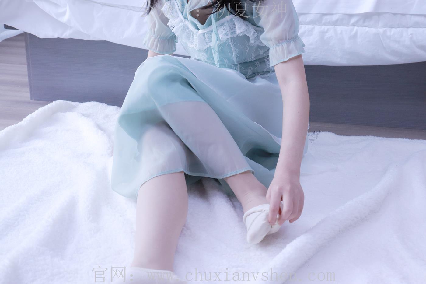 图片[17]-初夏女神 念念 绿野仙踪M码连衣裙搭回力球鞋[120P] – 速更版-美库