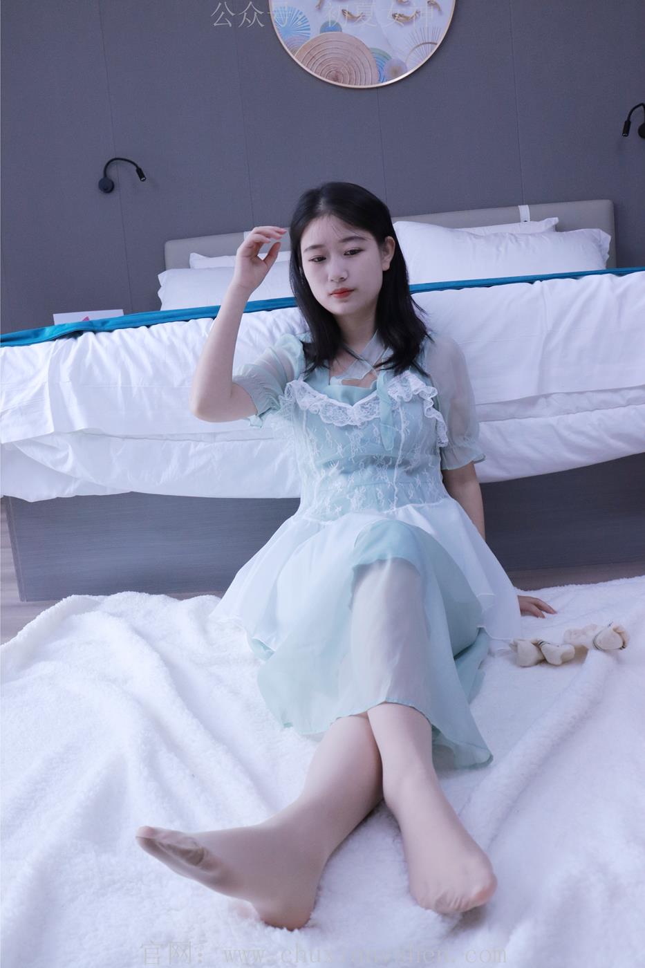 图片[24]-初夏女神 念念 绿野仙踪M码连衣裙搭回力球鞋[120P] – 速更版-美库