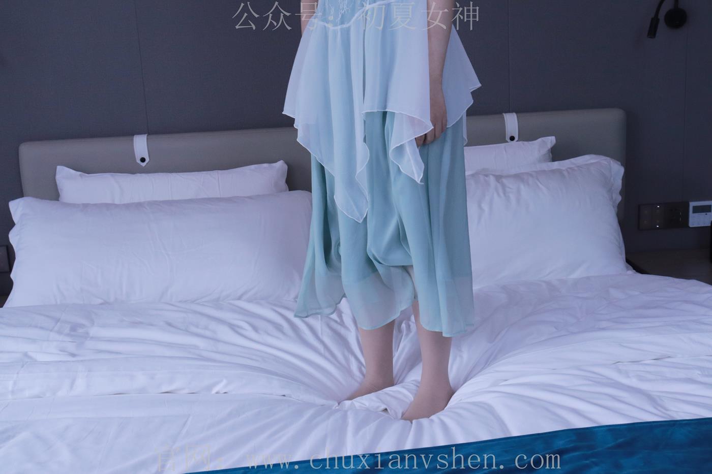 图片[34]-初夏女神 念念 绿野仙踪M码连衣裙搭回力球鞋[120P] – 速更版-美库