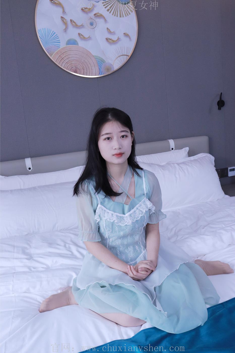 图片[41]-初夏女神 念念 绿野仙踪M码连衣裙搭回力球鞋[120P] – 速更版-美库