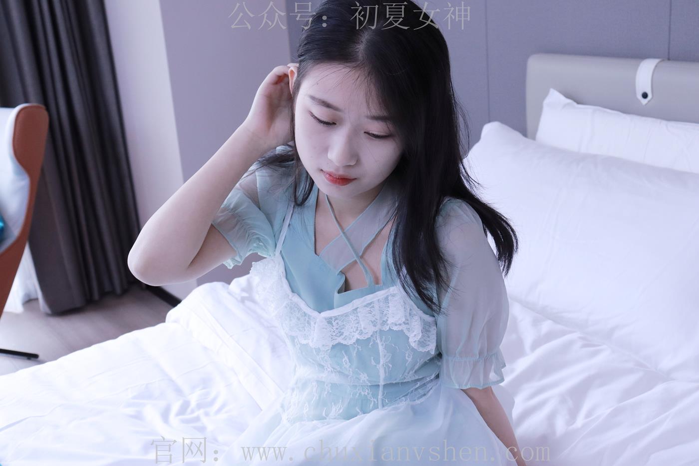 图片[56]-初夏女神 念念 绿野仙踪M码连衣裙搭回力球鞋[120P] – 速更版-美库