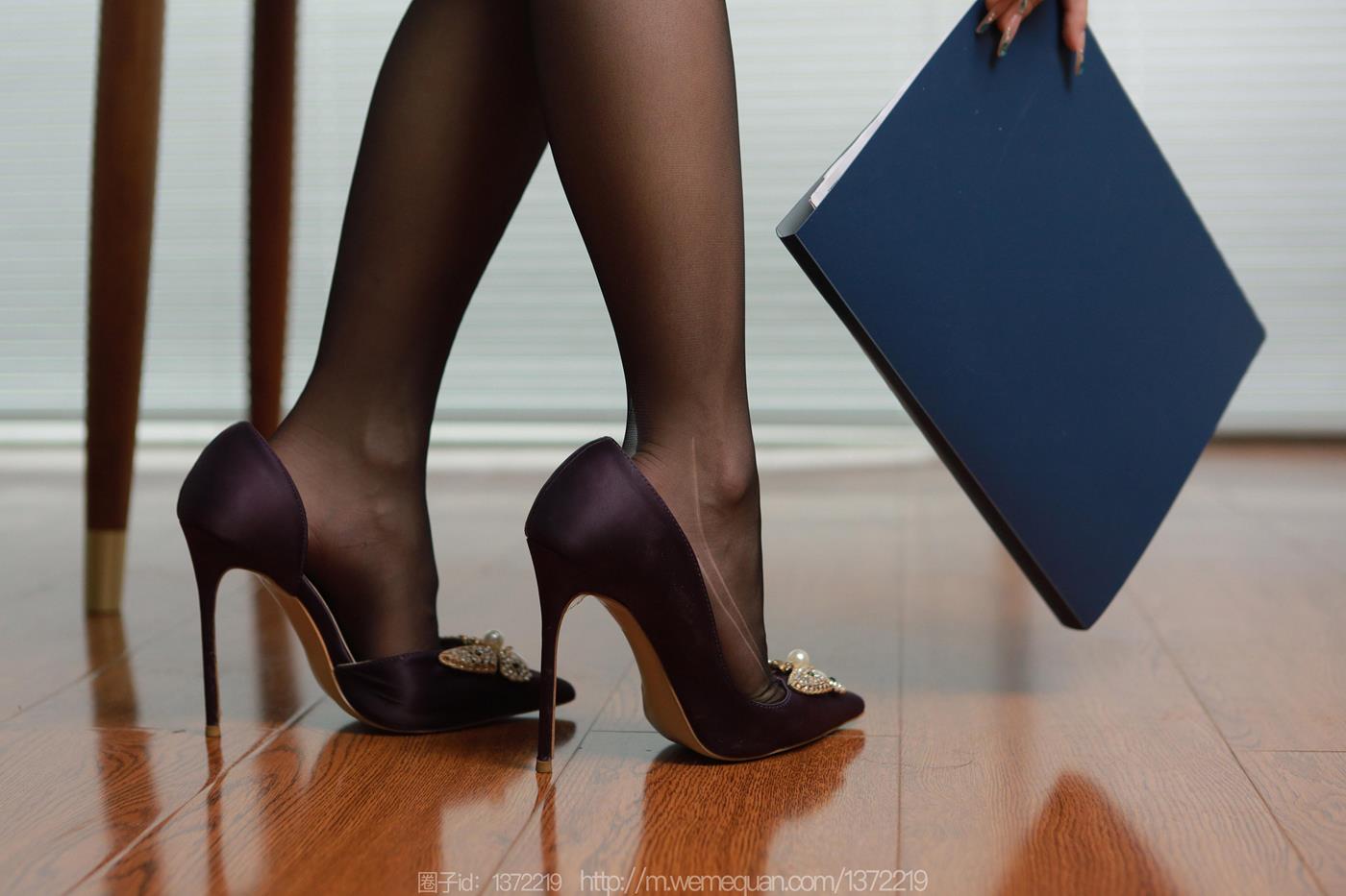 图片[11]-[IESS异思趣向] 2023.02.13 丝享家1360：兔兔《遇望办公室 (上集)》[76P] – 速更版-美库