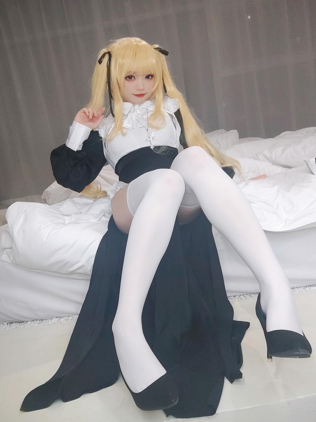 图片[45]-颜值博主@神沢永莉  英梨梨修女自拍 [52P] – 速更版-美库