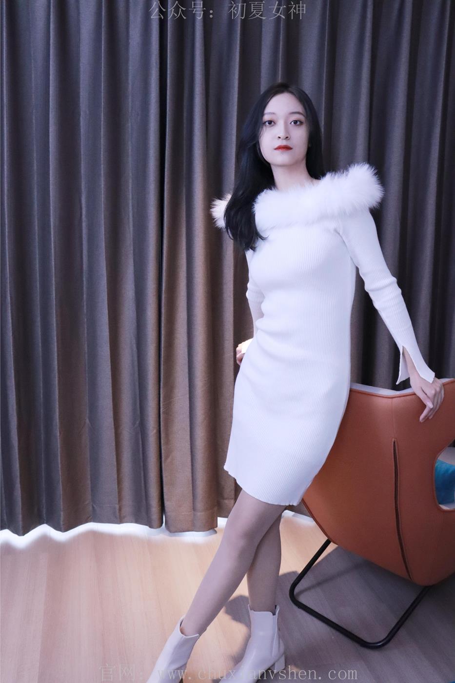 图片[39]-初夏女神 依依 2022款白色毛领连衣裙搭白色短靴[147P] – 速更版-美库