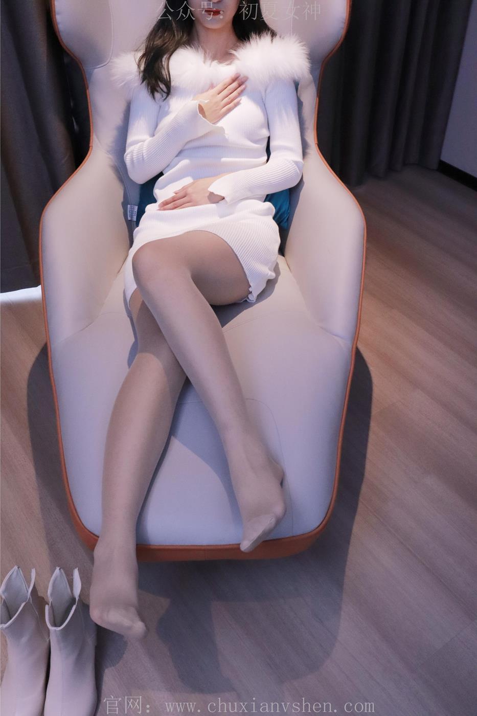 图片[75]-初夏女神 依依 2022款白色毛领连衣裙搭白色短靴[147P] – 速更版-美库