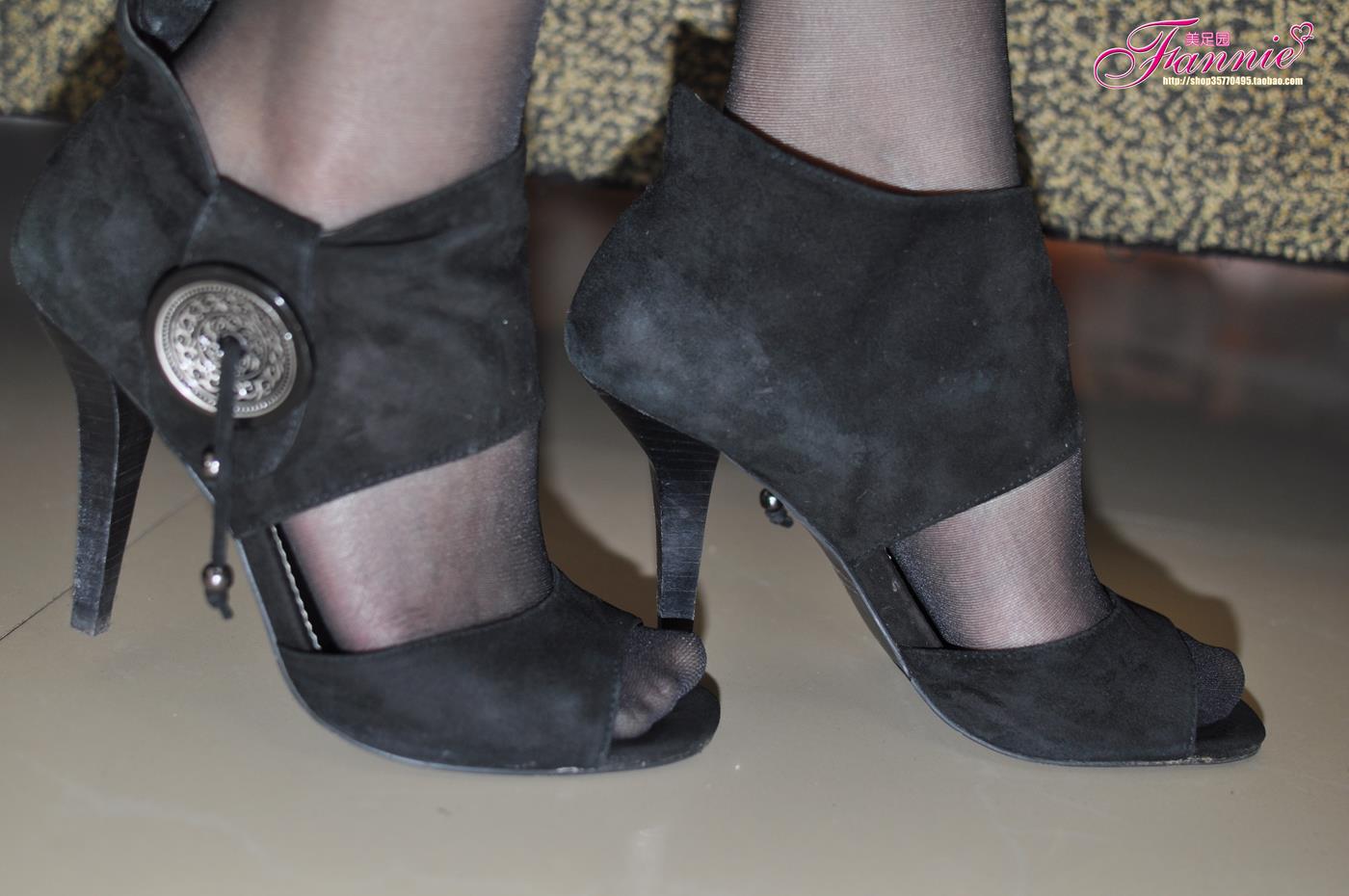 图片[26]-Fannie芬妮每足园 No.149 高跟丝族特写4 [34P] – 速更版-美库