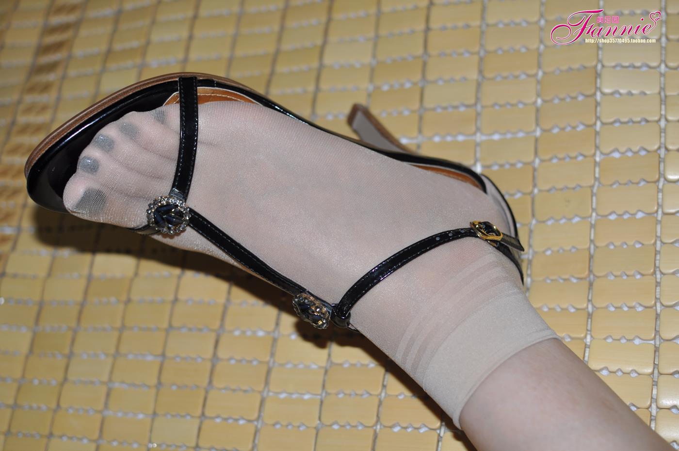 图片[60]-Fannie芬妮每足园 No.148 高跟丝族特写3 [59P] – 速更版-美库