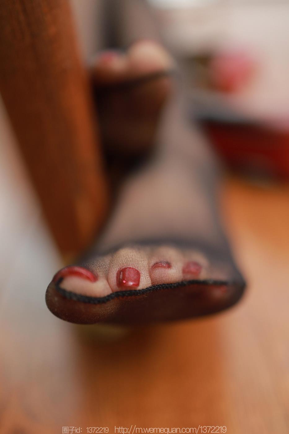 图片[45]-[IESS异思趣向] 2023.02.15 丝享家1362：美子《桌底游戏》[83P] – 速更版-美库