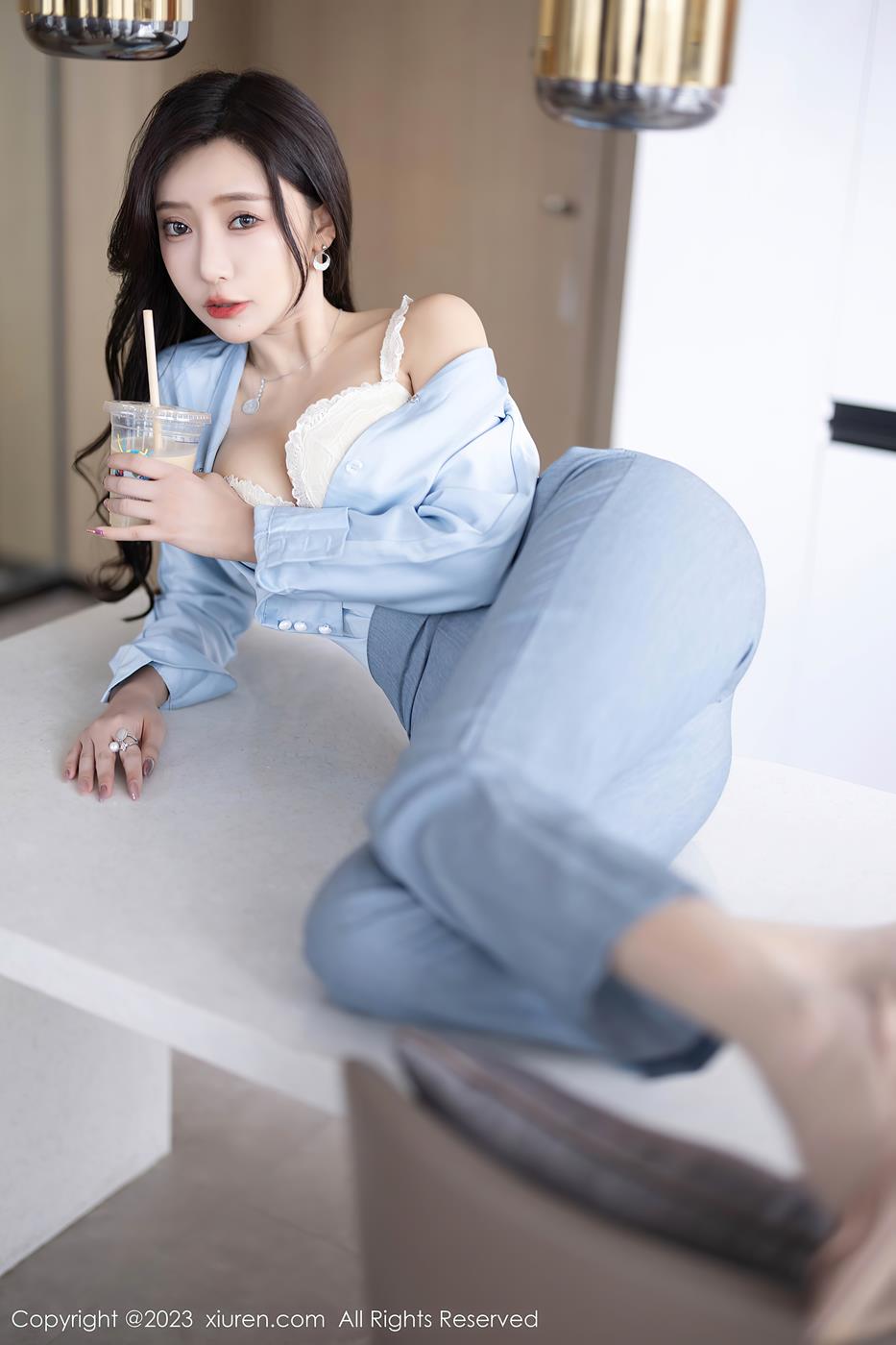 图片[41]-[Xiuren秀人网]2023.07.21 NO.7123 王馨瑶yanni 高级灰职业装[57+1P] – 速更版-美库