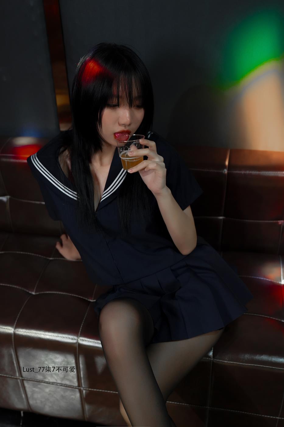 图片[48]-人气Coser@柒柒要乖哦 反差JK少女 [86P] – 速更版-美库