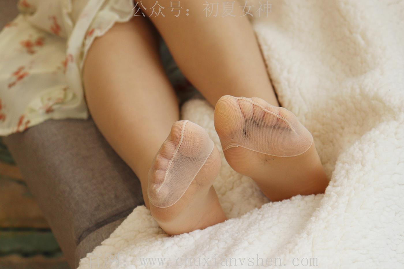 图片[21]-初夏女神 水吉 2023款春季S码连衣裙搭错了鞋[90P] – 速更版-美库