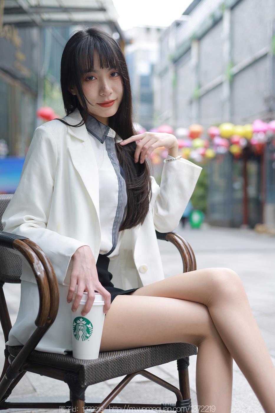 图片[23]-[IESS异思趣向] 2023.02.18 丝享家1365：团团《街拍OL美女》[89P] – 速更版-美库