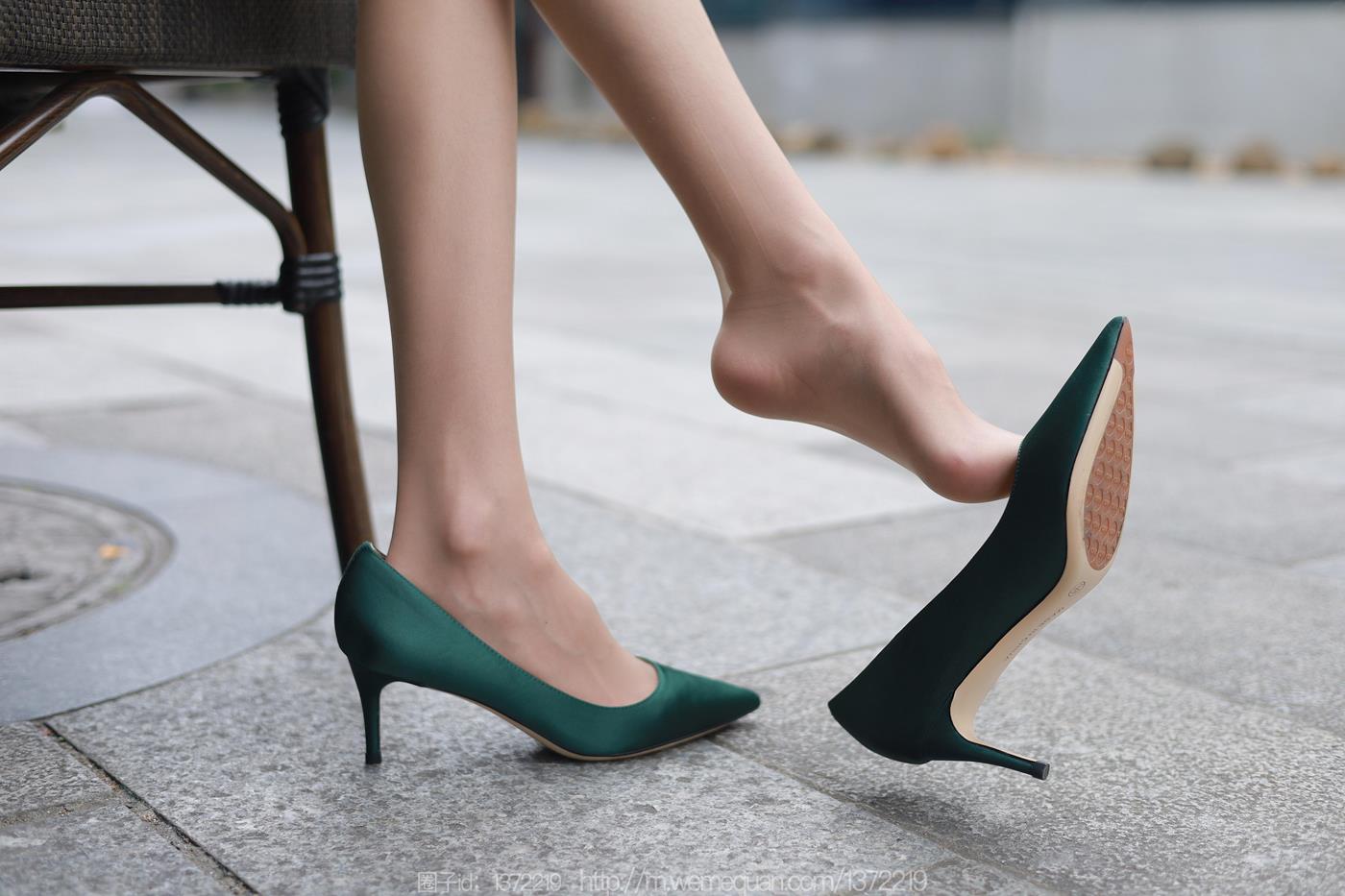 图片[26]-[IESS异思趣向] 2023.02.18 丝享家1365：团团《街拍OL美女》[89P] – 速更版-美库