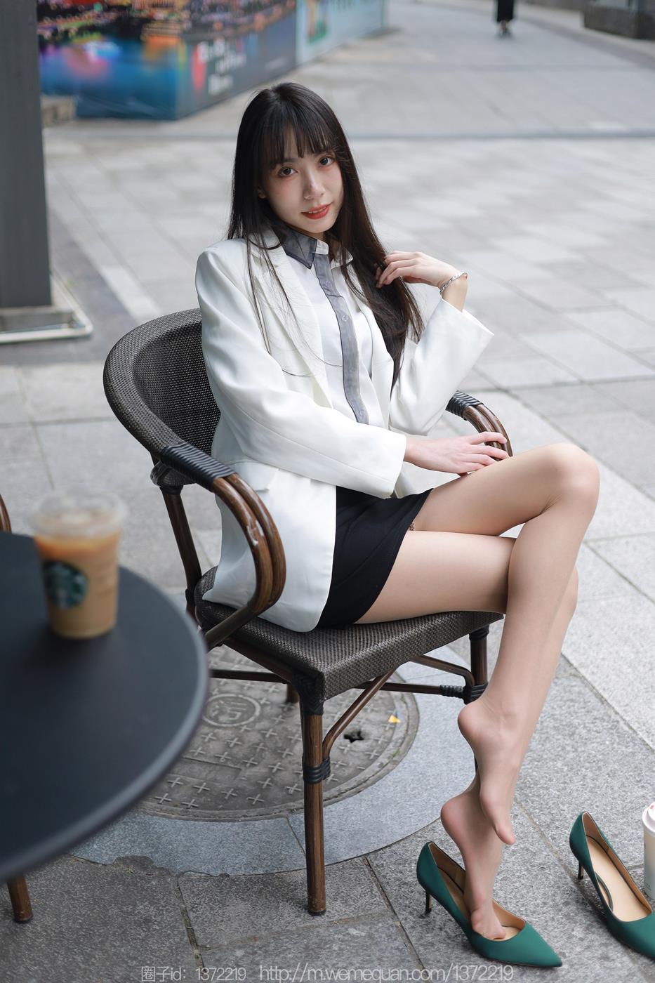 图片[41]-[IESS异思趣向] 2023.02.18 丝享家1365：团团《街拍OL美女》[89P] – 速更版-美库