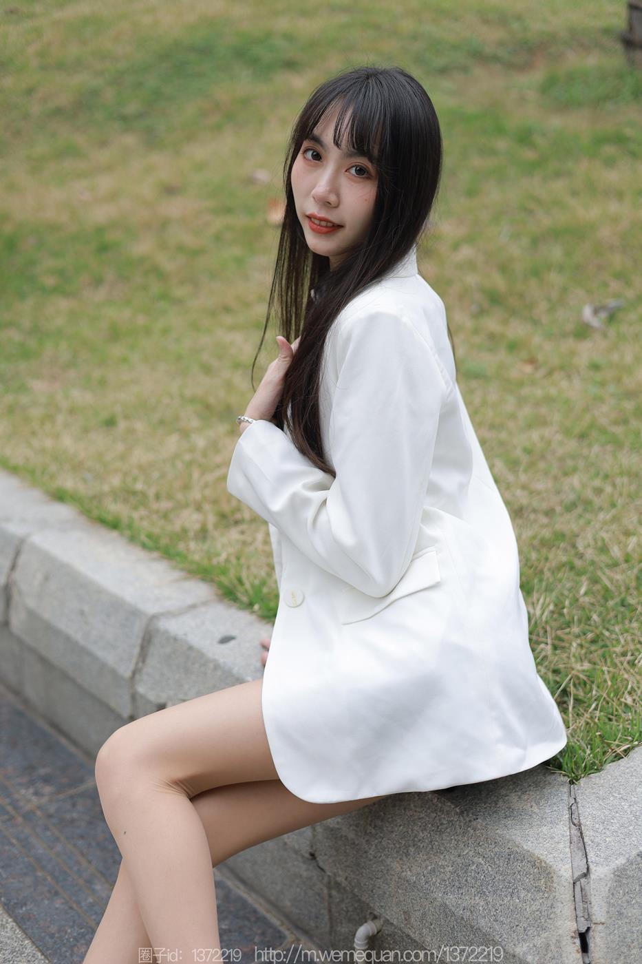 图片[43]-[IESS异思趣向] 2023.02.18 丝享家1365：团团《街拍OL美女》[89P] – 速更版-美库