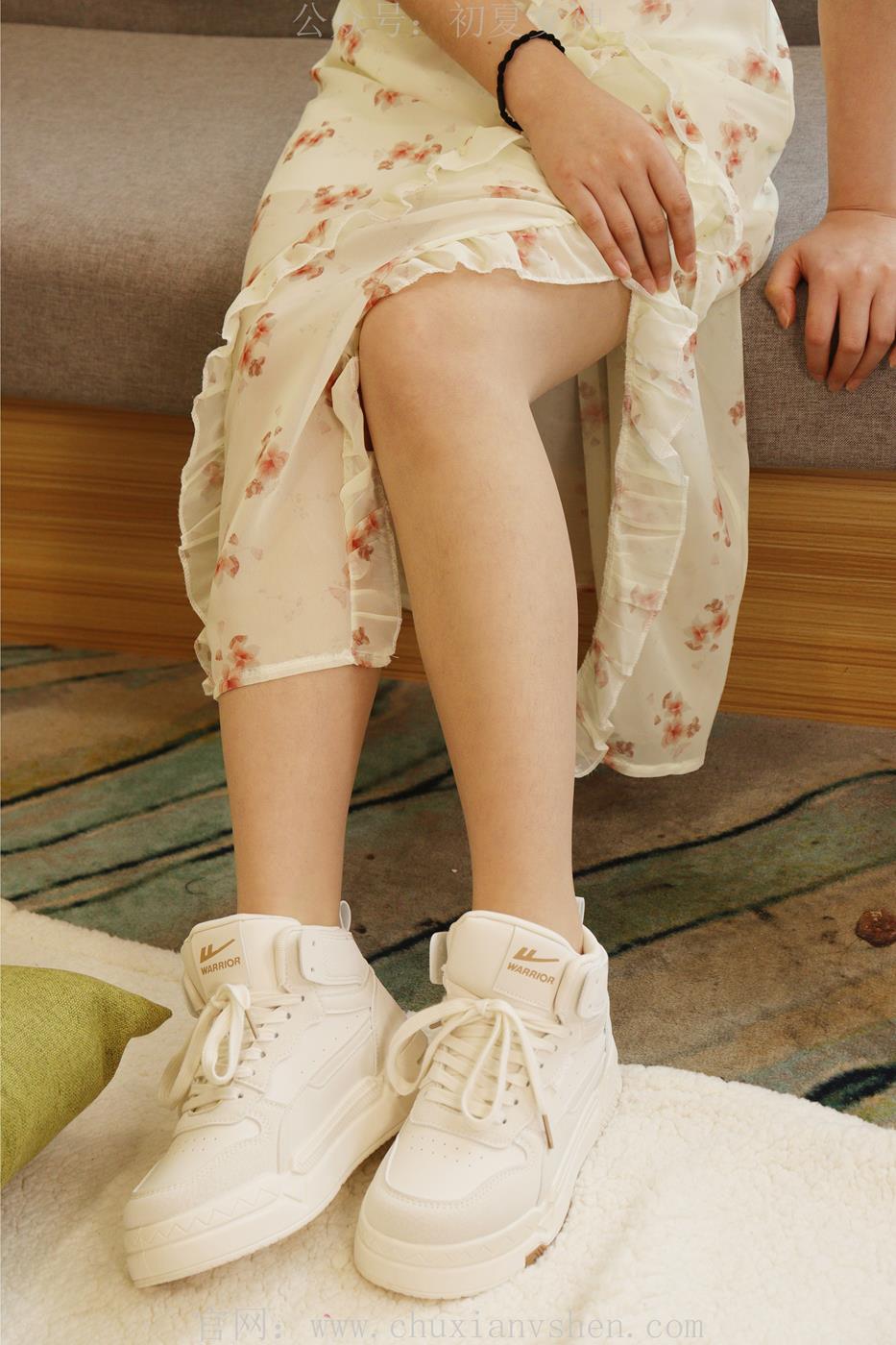 图片[91]-初夏女神 水吉 2023款春季S码连衣裙搭错了鞋[90P] – 速更版-美库