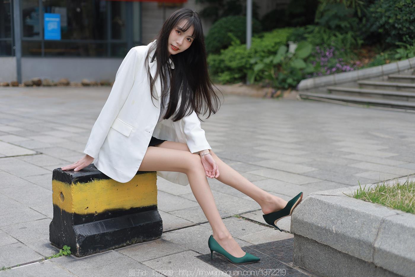 图片[59]-[IESS异思趣向] 2023.02.18 丝享家1365：团团《街拍OL美女》[89P] – 速更版-美库