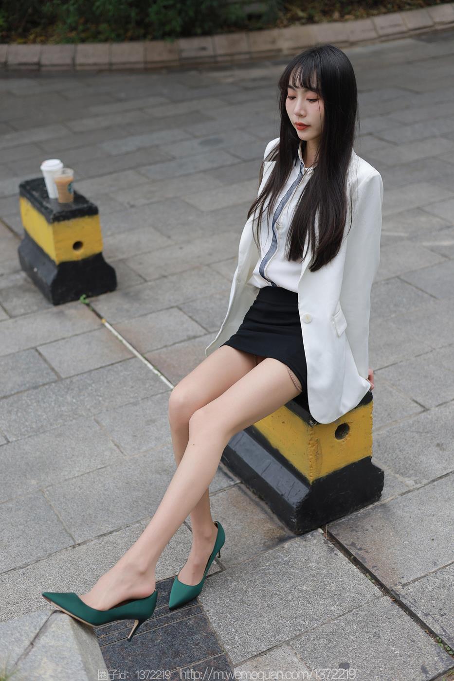 图片[68]-[IESS异思趣向] 2023.02.18 丝享家1365：团团《街拍OL美女》[89P] – 速更版-美库