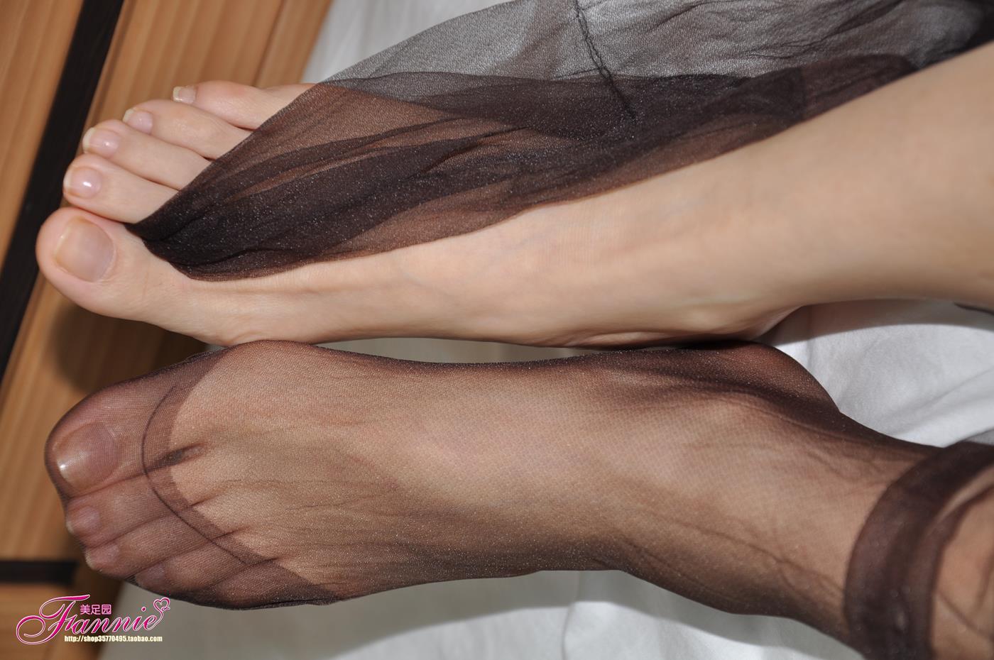 图片[39]-Fannie芬妮每足园 No.157 黑丝特写 [48P] – 速更版-美库