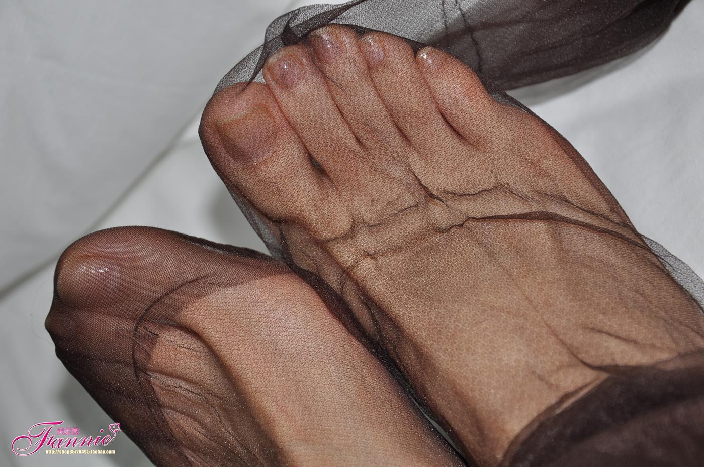 图片[48]-Fannie芬妮每足园 No.157 黑丝特写 [48P] – 速更版-美库