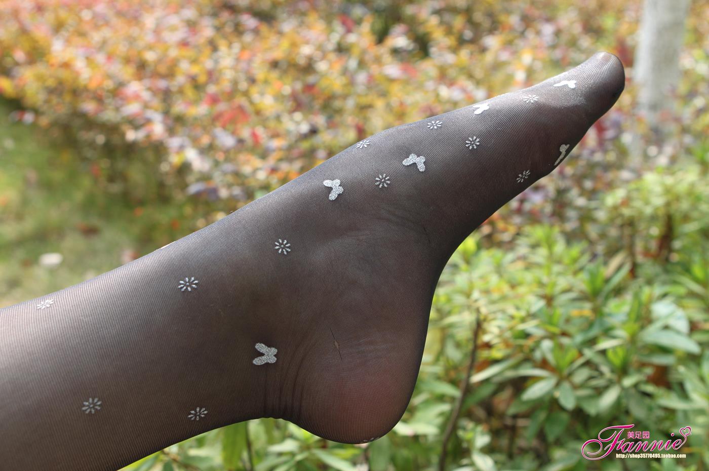 图片[66]-Fannie芬妮每足园 No.156 黑丝特辑 [67P] – 速更版-美库