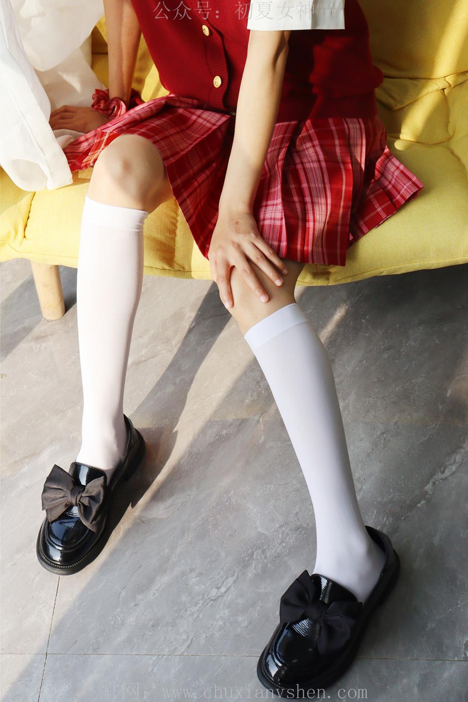 图片[11]-初夏女神  蓝莓 S码大红色JK套搭小黑皮鞋[100P] – 速更版-美库