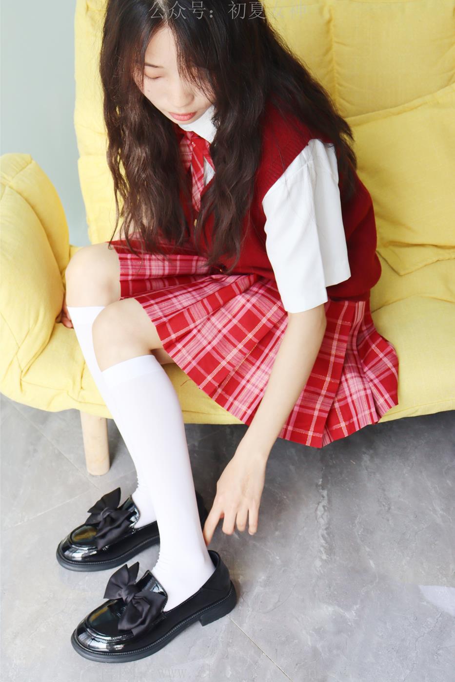 图片[26]-初夏女神  蓝莓 S码大红色JK套搭小黑皮鞋[100P] – 速更版-美库