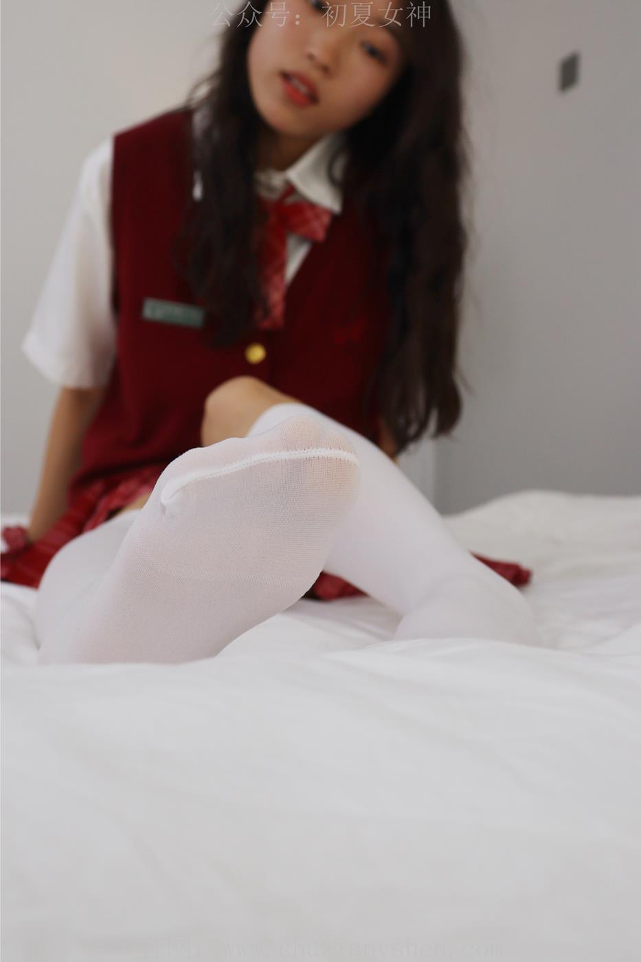 图片[56]-初夏女神  蓝莓 S码大红色JK套搭小黑皮鞋[100P] – 速更版-美库