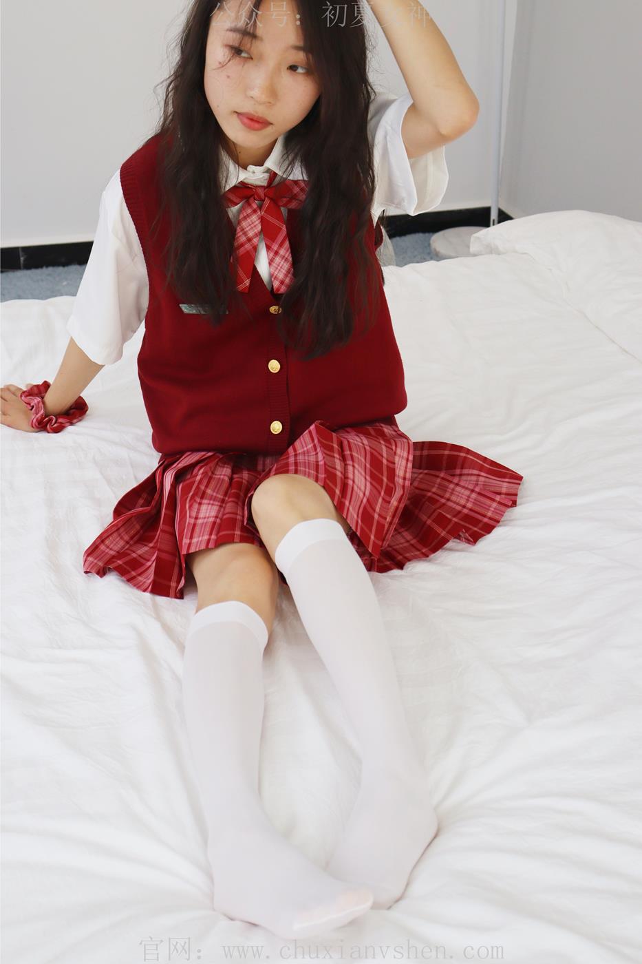 图片[61]-初夏女神  蓝莓 S码大红色JK套搭小黑皮鞋[100P] – 速更版-美库