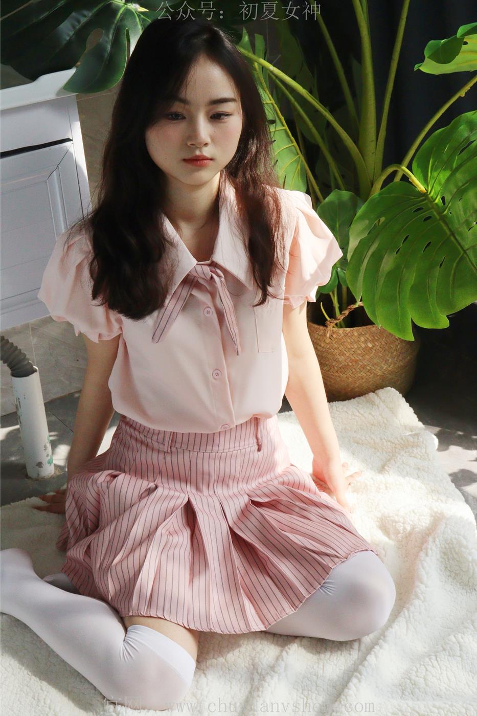 图片[97]-初夏女神 十一 粉色S码休闲JK搭白色高跟鞋[97P] – 速更版-美库