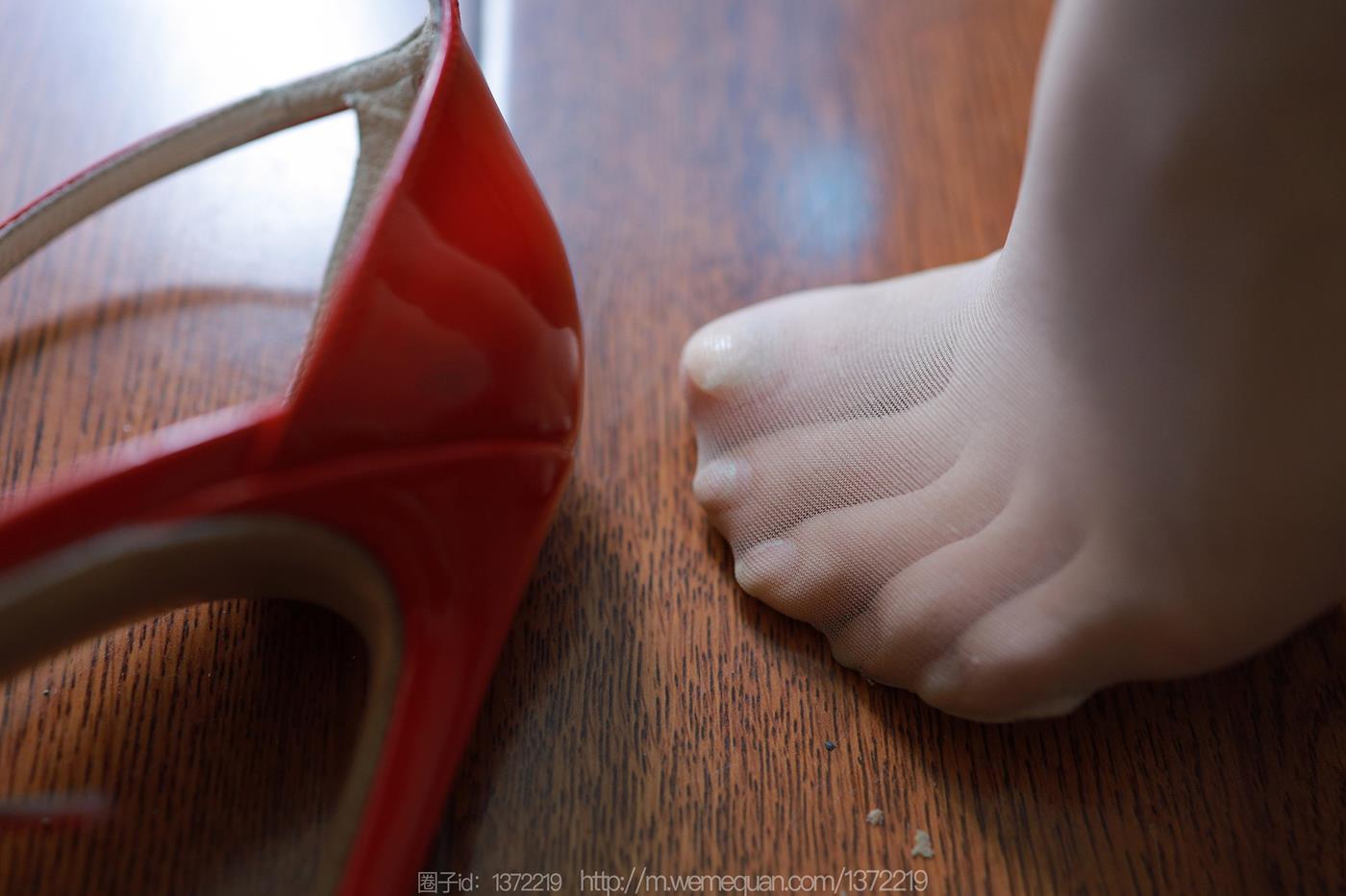 图片[80]-[IESS异思趣向] 2023.02.25 丝享家1372：婉萍《红色包臀裙》[88P] – 速更版-美库