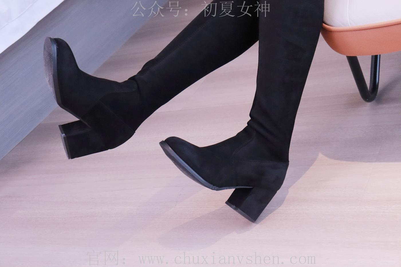 图片[47]-初夏女神依依 M码无袖黑色衣搭配38码长靴[123P] – 速更版-美库