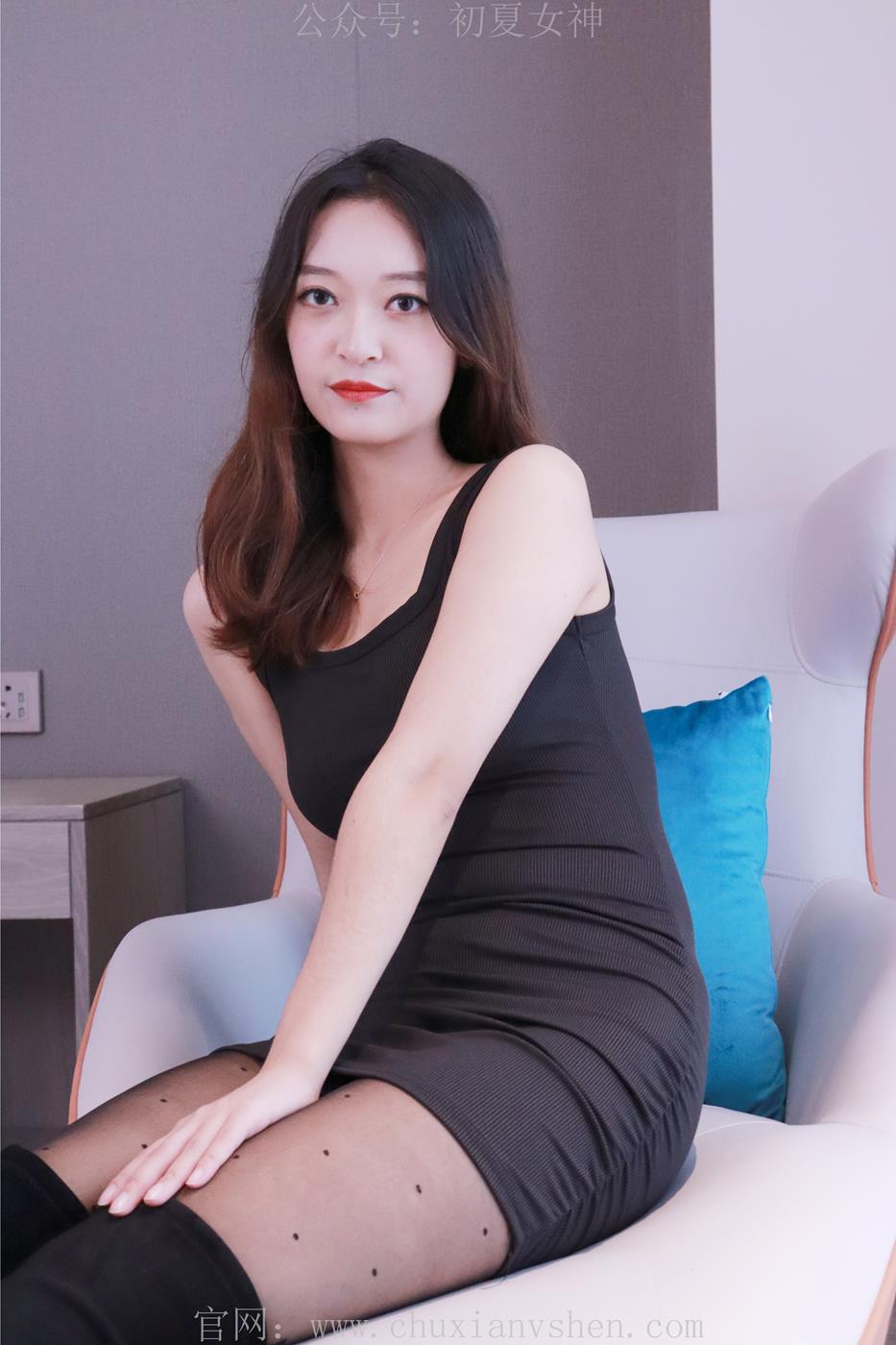 图片[48]-初夏女神依依 M码无袖黑色衣搭配38码长靴[123P] – 速更版-美库