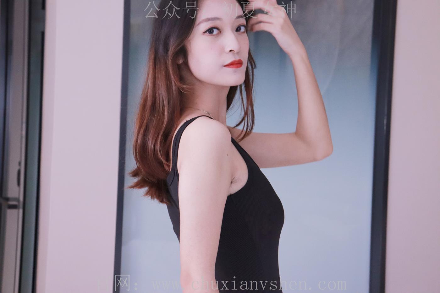 图片[68]-初夏女神依依 M码无袖黑色衣搭配38码长靴[123P] – 速更版-美库