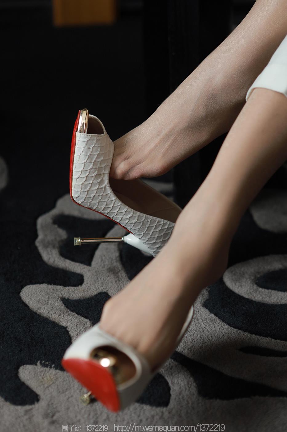 图片[54]-[IESS异思趣向] 2023.02.27 丝享家1374：小宝《白色裤里丝》[86P] – 速更版-美库