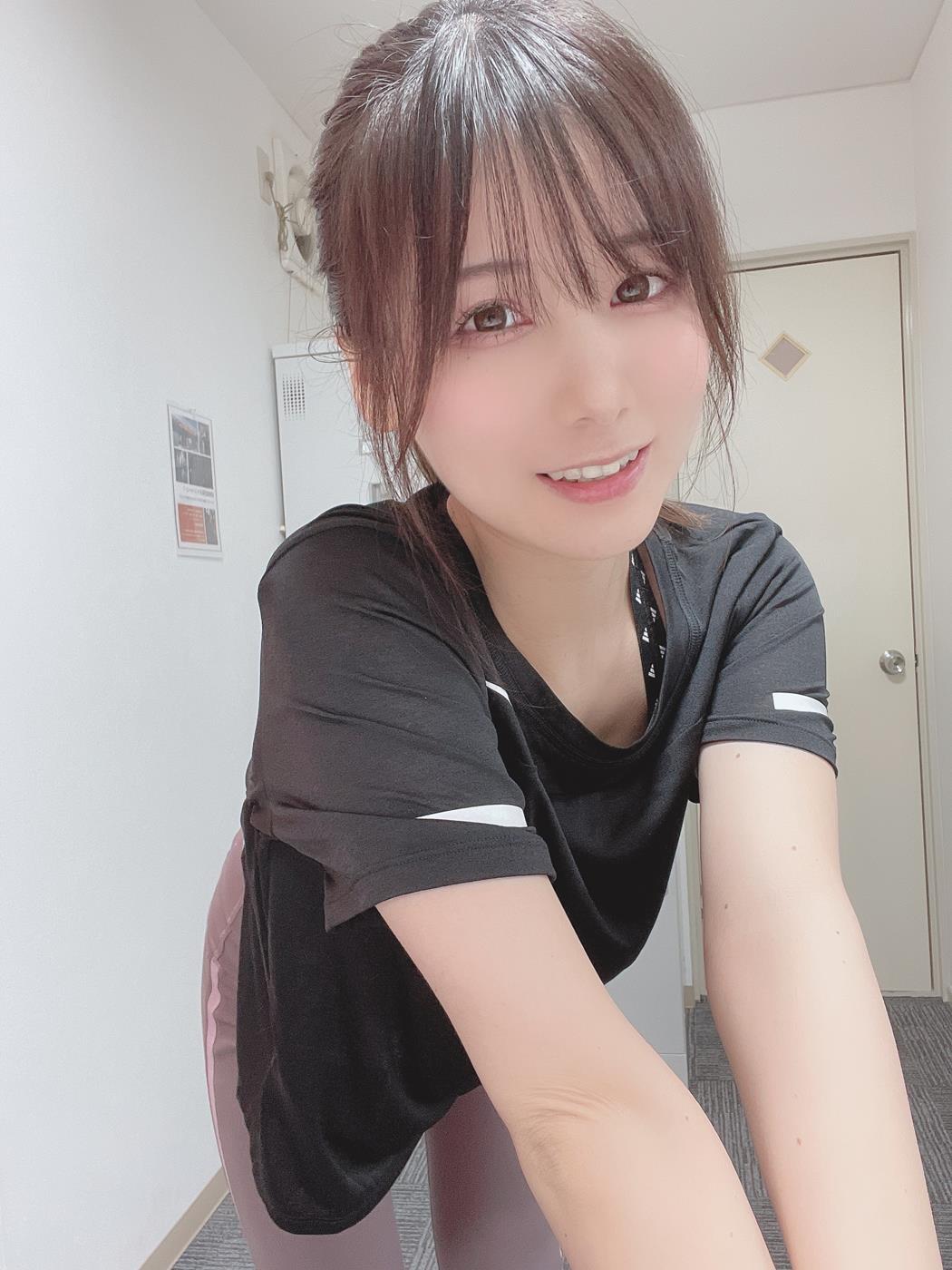 图片[34]-网紅Coser@けん研(けんけん) Fantia-2021年10月合辑[69P] – 速更版-美库