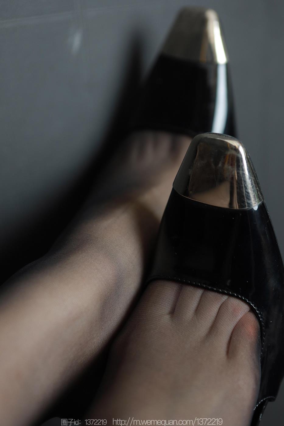 图片[40]-[IESS异思趣向] 2023.02.28 丝享家1375：小婕《大波浪红裙》[90P] – 速更版-美库