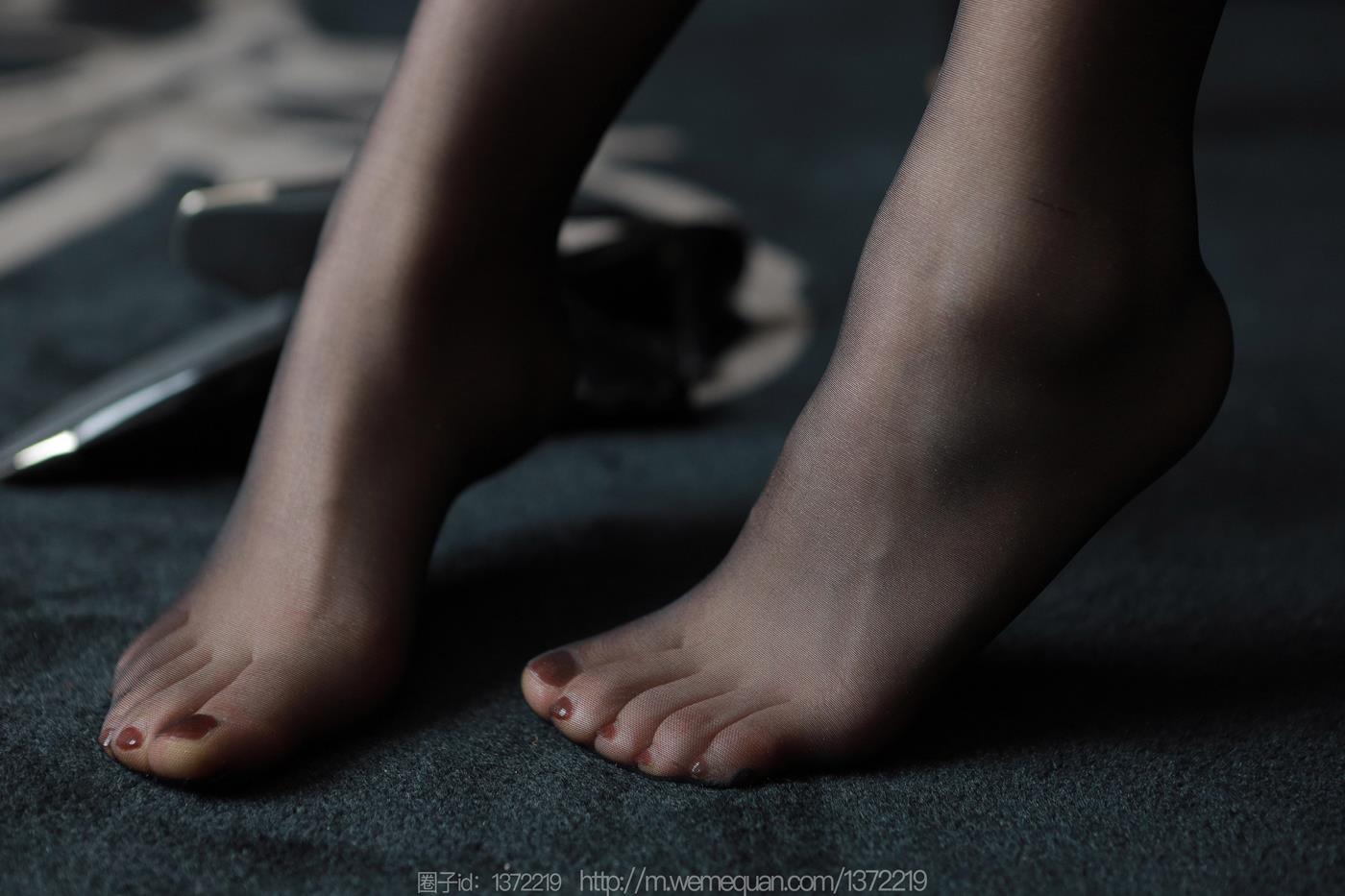 图片[58]-[IESS异思趣向] 2023.02.28 丝享家1375：小婕《大波浪红裙》[90P] – 速更版-美库