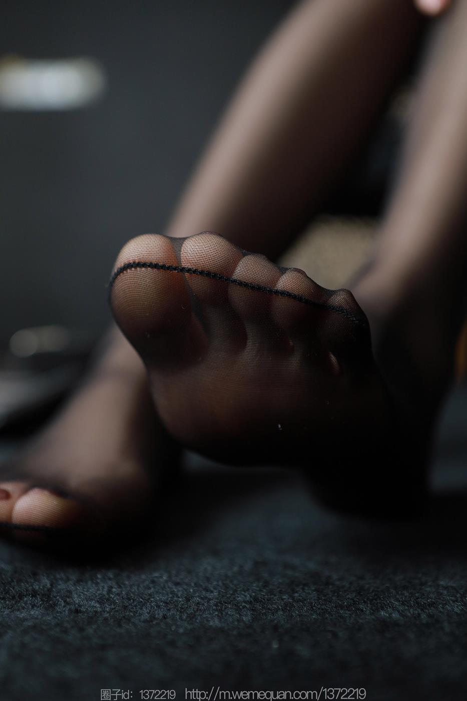 图片[60]-[IESS异思趣向] 2023.02.28 丝享家1375：小婕《大波浪红裙》[90P] – 速更版-美库