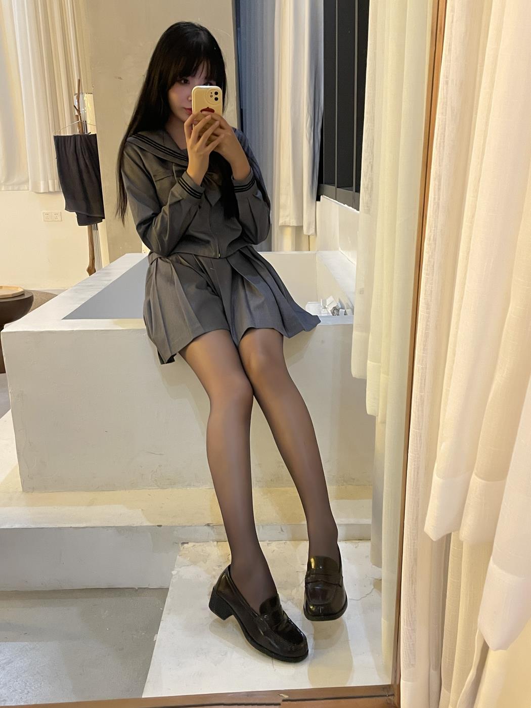 图片[31]-轩萧学姐  – 楼道+车库[33P] – 速更版-美库