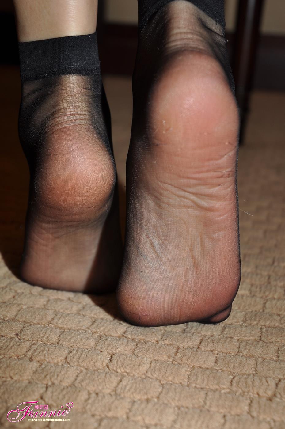 图片[29]-Fannie芬妮每足园 No.158 黑丝特写2 [37P] – 速更版-美库
