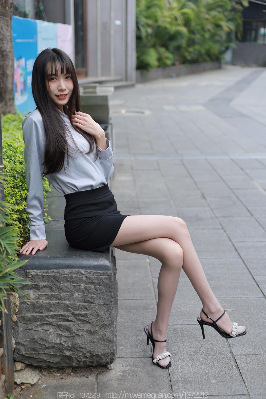 图片[83]-[IESS异思趣向] 2023.03.02 丝享家1378：团团《楼梯上的美人》[92P] – 速更版-美库