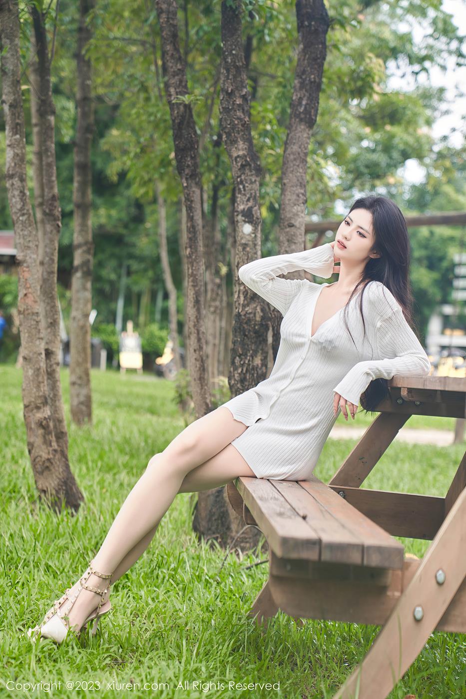 图片[15]-[Xiuren秀人网]2023.07.31 NO.7162 浅浅Danny 公园的长椅[17+1P] – 速更版-美库